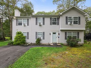1614 Cotswold Rd, Tobyhanna, PA 18466