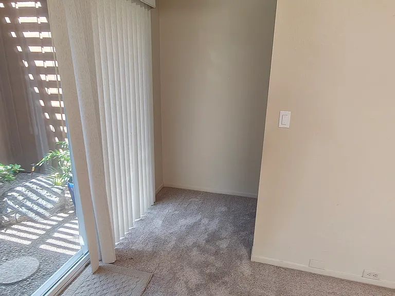 613 Edgebrook Ct — Photo 13