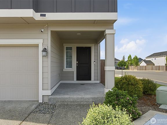 4th image of 10691 186th Street Ct E