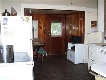 5th image of 2218 Richmond Ave