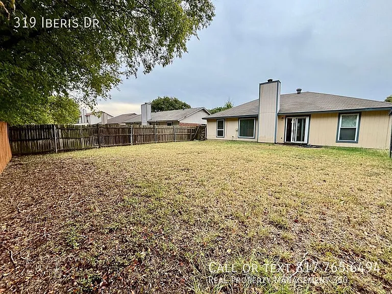319 Iberis Dr — Photo 16