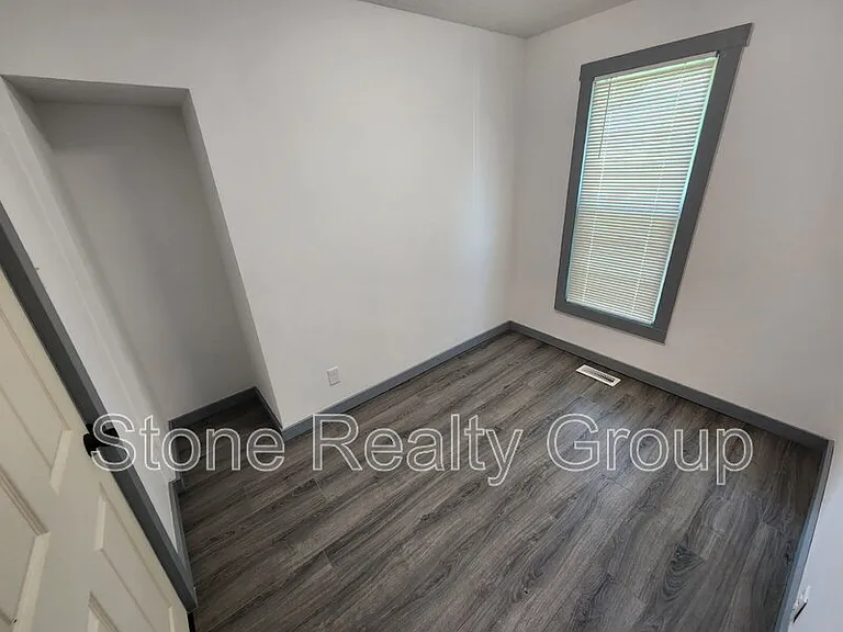 1265 E High St — Photo 5