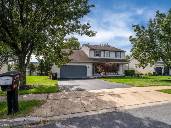 4550 Hillside Rd, Reading, PA 19606