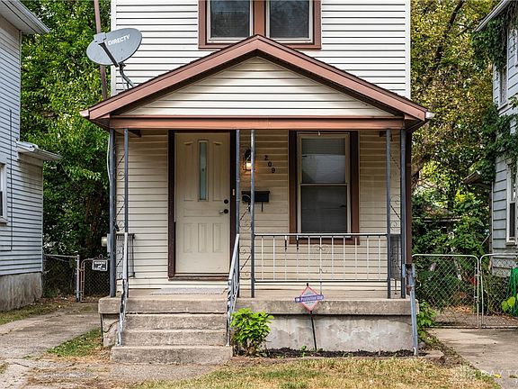 2nd image of 209 Heaton Ave