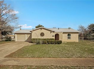 601 E Prairie View Rd, Crowley, TX 76036