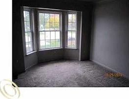 3rd image of 31032 Birchlawn St