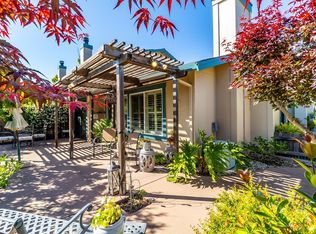 1586 London Cir, Benicia, CA 94510