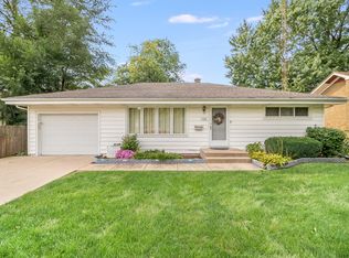 1123 Plaza Dr, Joliet, IL 60435