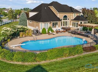 5657 Country Lake Ct, Sylvania, OH