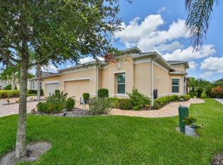 2240 Vista Greens Dr, Sun City Center, FL 33573