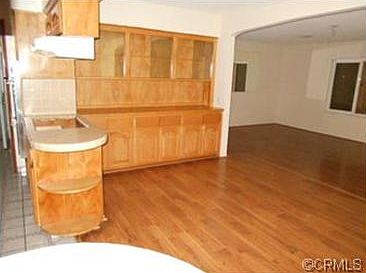 5th image of 5556 Francis Ave