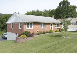 1309 Butter Ln, Reading, PA 19606