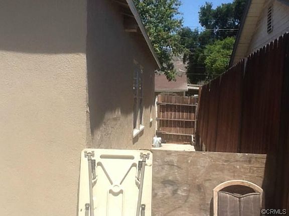 5th image of 239 Edgerton Dr