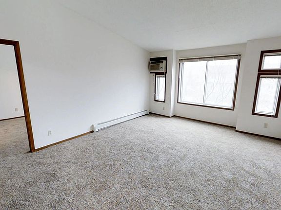 4th image of 245 Sinclair Ave Unit 318