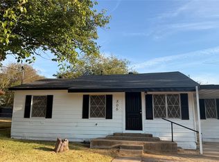 806 W Atchley Ave, Alvarado, TX 76009