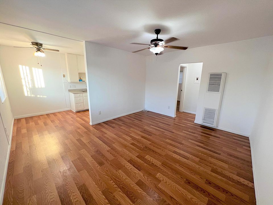 1st image of 1803 W 77th St