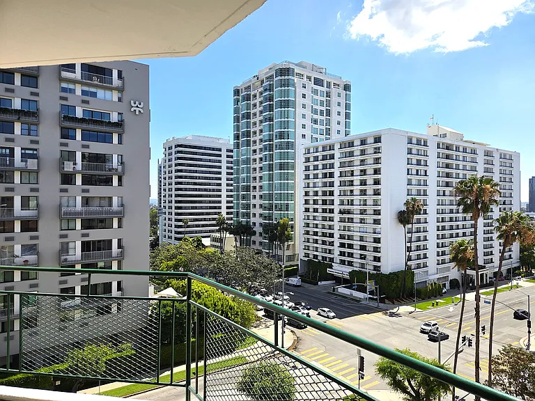 504 View from the terrace, so urban and stunning!