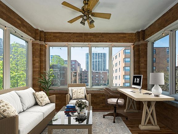 4th image of 516 W Aldine Ave #3