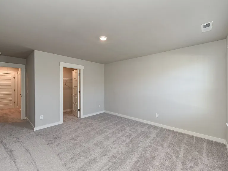 728 Mickelson Way — Photo 38