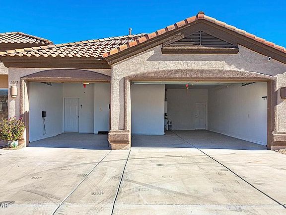 4th image of 3882 Surrey Hills Ln