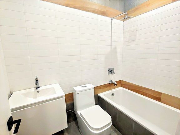 3rd image of 540 E 142nd St #4AA