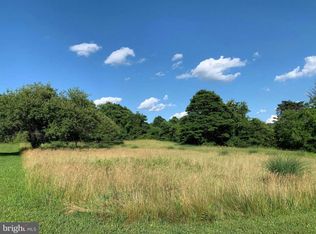 4416 Goose Valley Rd, Harrisburg, PA 17112