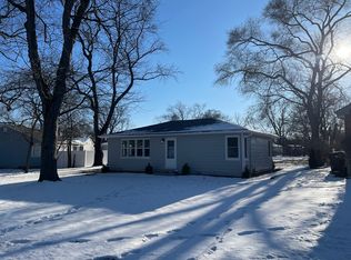 16816 Riverside Dr, Tinley Park, IL 60477