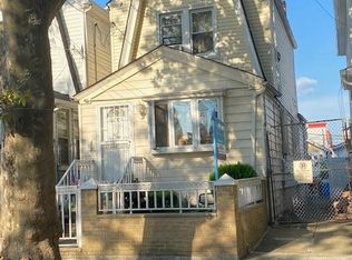 94-07 133rd St, South Richmond Hill, NY 11419