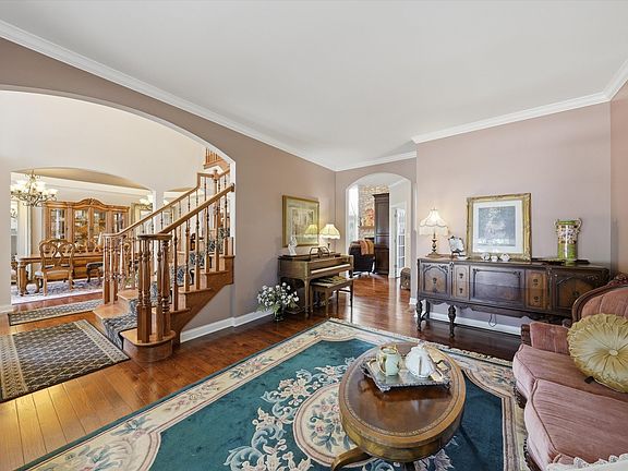 3rd image of 19132 Boulder Ridge Ct