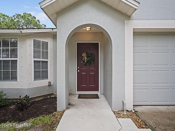 3rd image of 1230 Harwick St SW