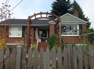 4016 NE 56th St, Seattle, WA 98105