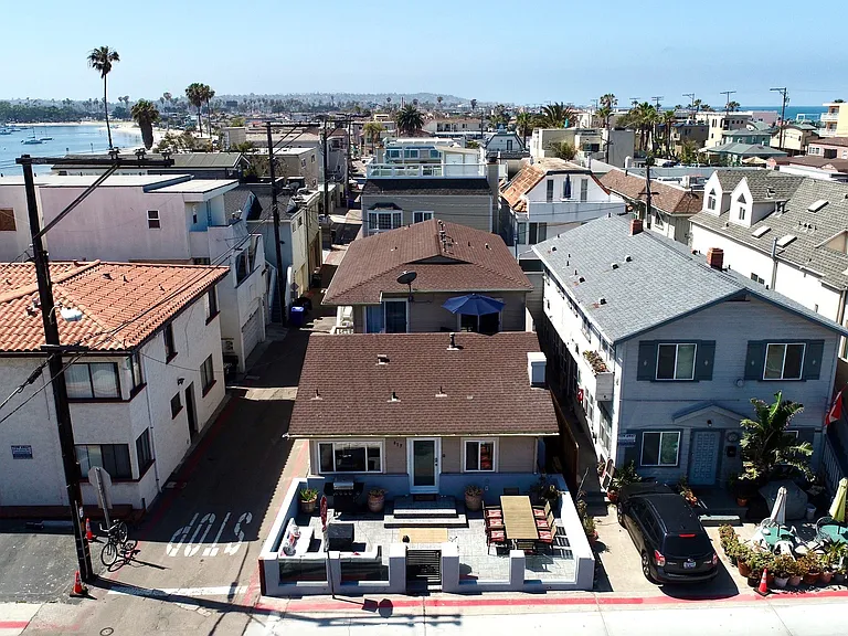 815 El Carmel Pl — Photo 26