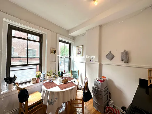 110 Willow St #2B Photo 1