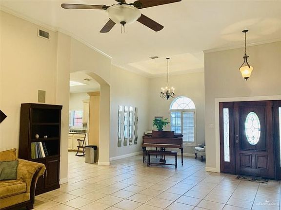 4th image of 3203 W San Luis Cir