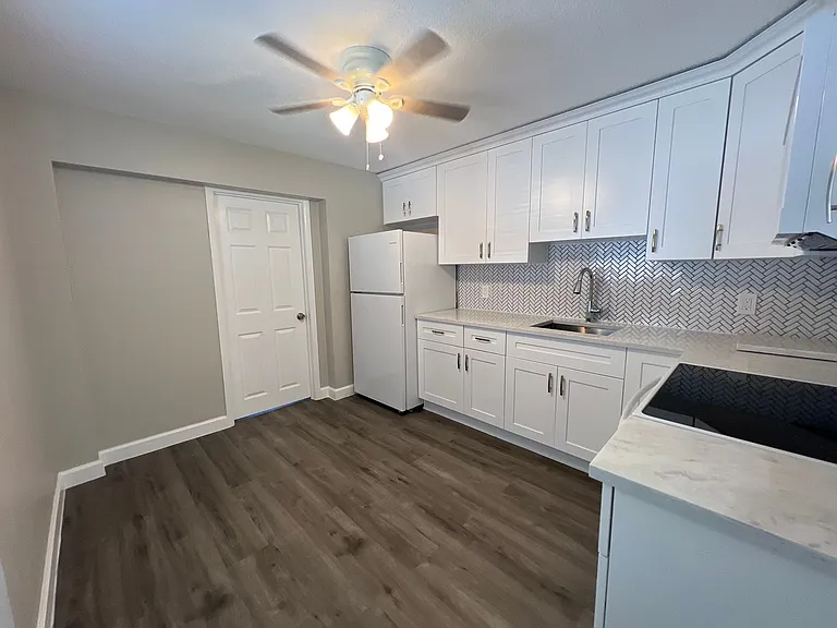 311 Ocean Ave #13PO — Photo 15