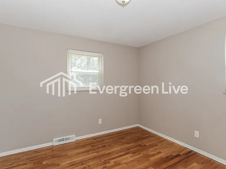 4293 Alex Ave — Photo 7