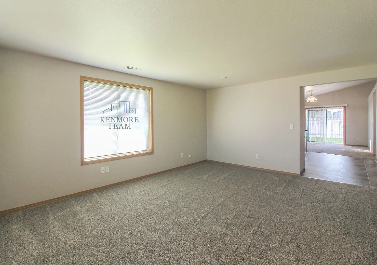 3 Bedroom, 2 Bath Home in Pasco — Photo 4