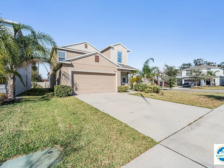 10201 Boggy Moss Dr — Photo 8