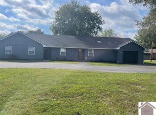 135 A & B Albany St, Paducah, KY 42003