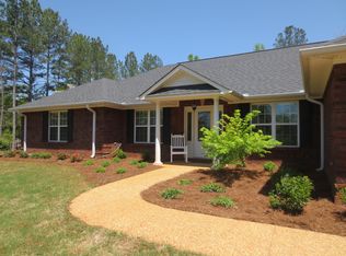 494 Mill St, Wedowee, AL 36278