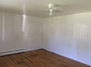 32 Ricky Ln, Norwalk, CT 06854