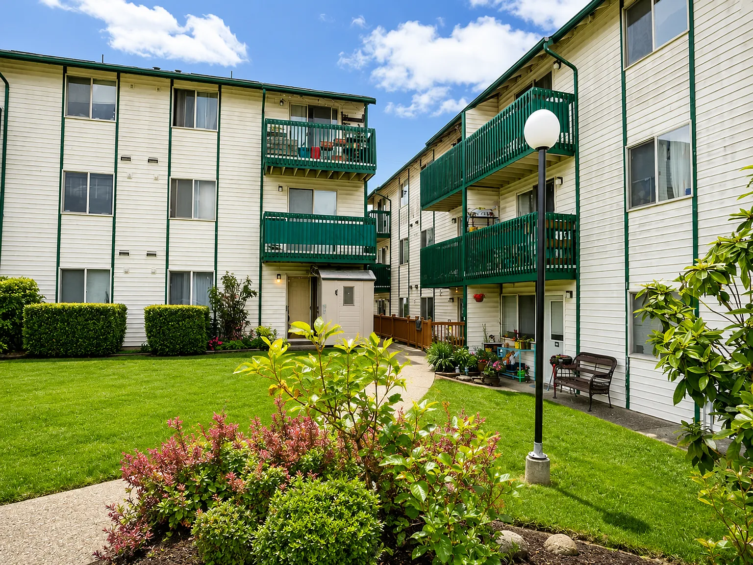 Baker Vista Apartments — Photo 1