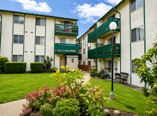 Baker Vista Apartments, Bellingham, WA 98226