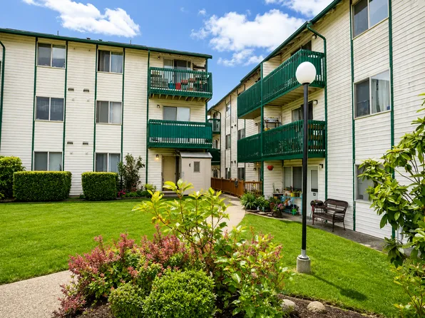 Baker Vista Apartments, 258 E Bakerview Rd #209, Bellingham, WA 98226