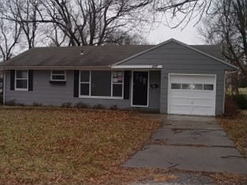 1st image of 1107 Jones Ave