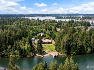 21313 Snag Island Dr E, Lake Tapps, WA
