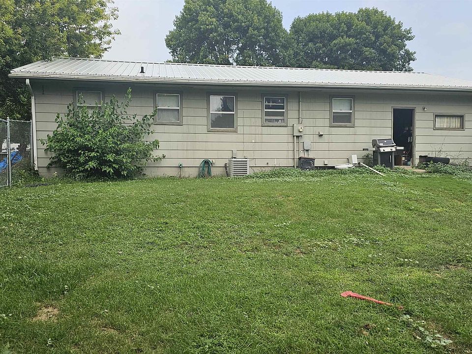 2nd image of 1128 Fell St