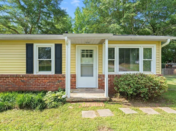303 Boyd Ave, Simpsonville, SC 29681