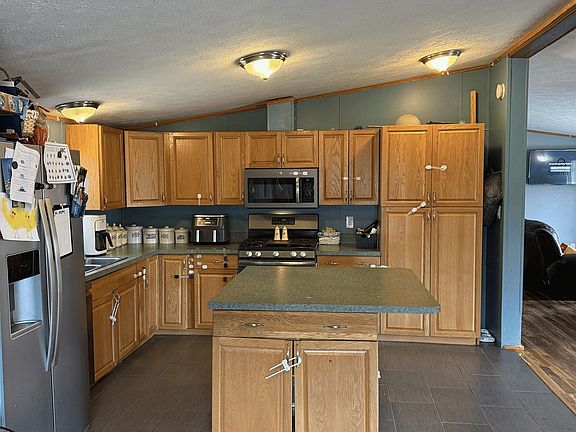 5th image of 252 Partridge Lane