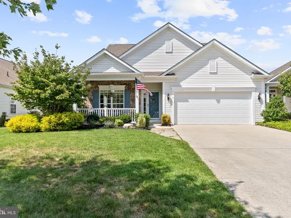 5 Anne Dr, Hammonton, NJ 08037